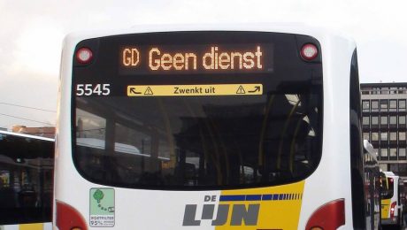 Eén op toen Vlamingen straks zonder bus: “Laat die mensen niet in de steek!”