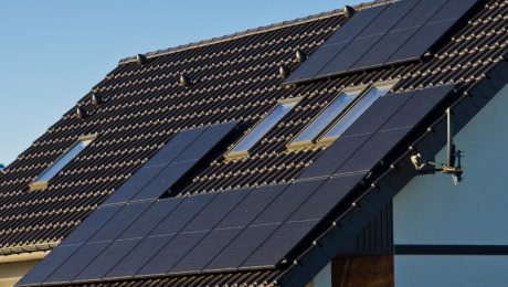 Vlaams Belang eist terugbetaling en oplossing voor dubbele aanrekening zonnepaneeleigenaars