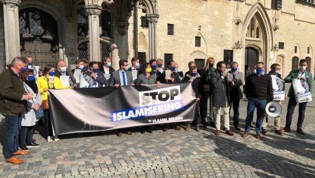 Vlaams Belang voert actie in Mechelen voor vrijheid van meningsuiting naar aanleiding van Voorpost-vonnis