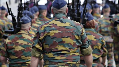 Vlaams Belang eist aftreden van Defensieminister Dedonder