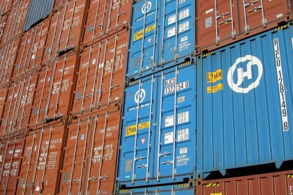 Slechts 1 container op 42 wordt in Antwerpen gecontroleerd