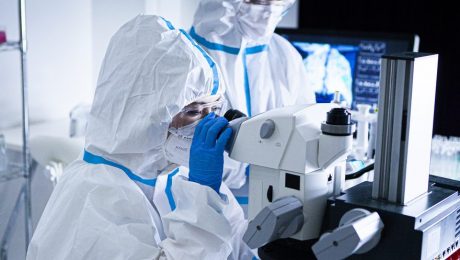 “China saboteert onderzoek naar oorsprong coronavirus”