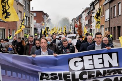 Vlaams Belang start verzetstour tegen “wildgroei asielcentra”