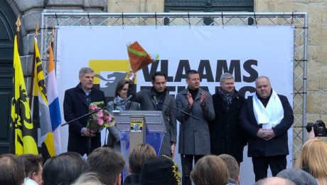 “Genoeg is genoeg!”: Vlaams Belang wil maximale afbouw coronamaatregelen