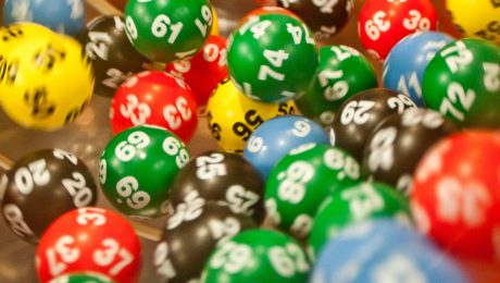 Lottowinsten kunnen niet naar illegalen gaan