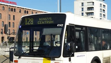 Stop agressie op De Lijn-bussen: “zerotolerantie, toegangsverbod en dashcams”