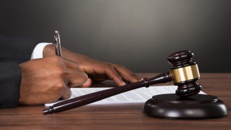 “Kill the Boer” is geen racisme volgens rechtbank in Zuid-Afrika